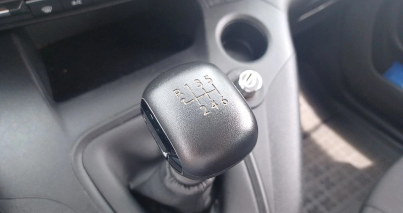 Peugeot Rifter cena 79900 przebieg: 51743, rok produkcji 2019 z Mrocza małe 326